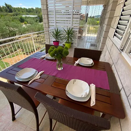 Apartments Lumbarda Beach * 룸바르다