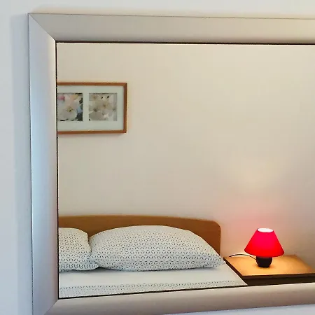 아파트 Apartments Lumbarda Beach 룸바르다