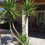 Apartments Lumbarda Beach *