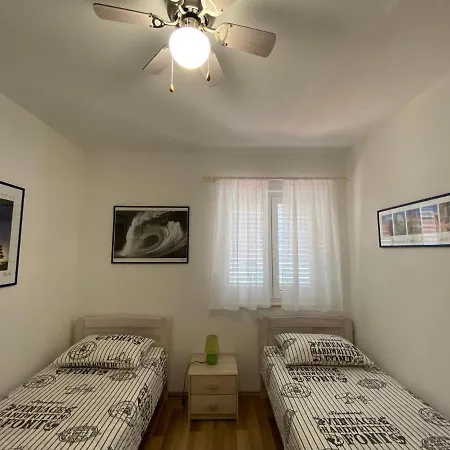 Apartments Lumbarda Beach Апартаменты Лумбарда