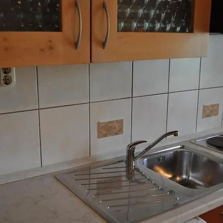 Apartments Lumbarda Beach