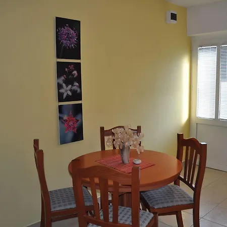 Apartments Lumbarda Beach * لومباردا