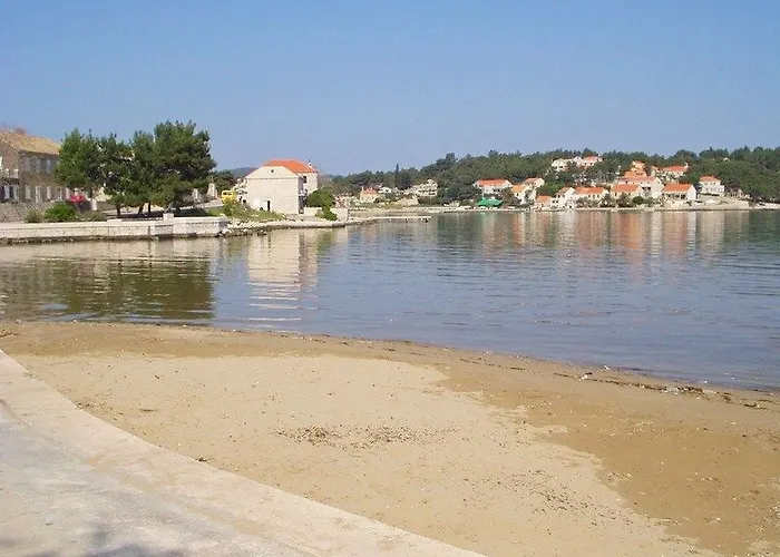 Apartments Lumbarda Beach لومباردا