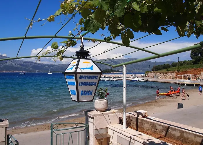 Apartments Lumbarda Beach